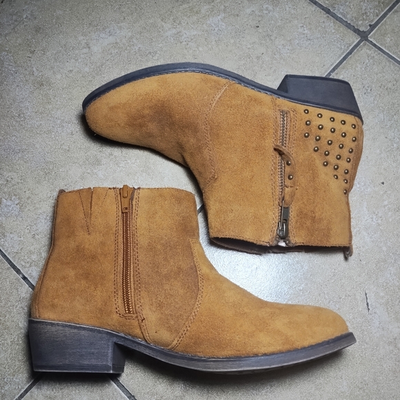 White Mountain Womens Brown Zip Up Leather Ankle Boots Size 7W - Picture 3 of 7